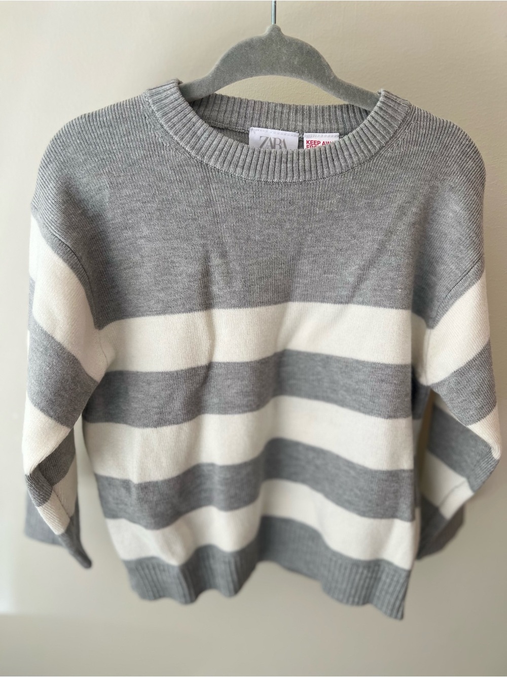 Zara Gray and White Wide-Stripe Crew Sweater